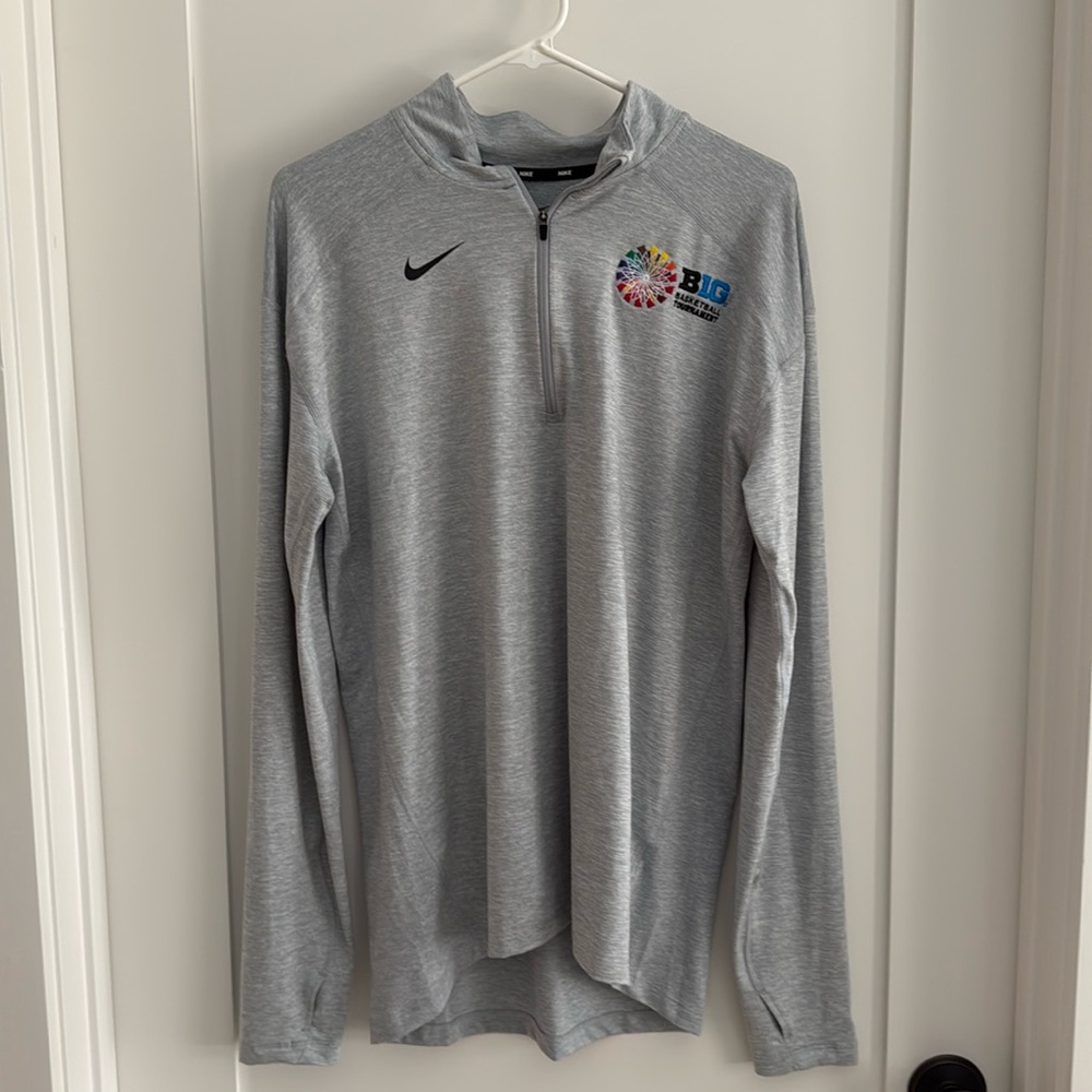 Nike men’s medium dry fit quarter zip big 10 basketball tournament